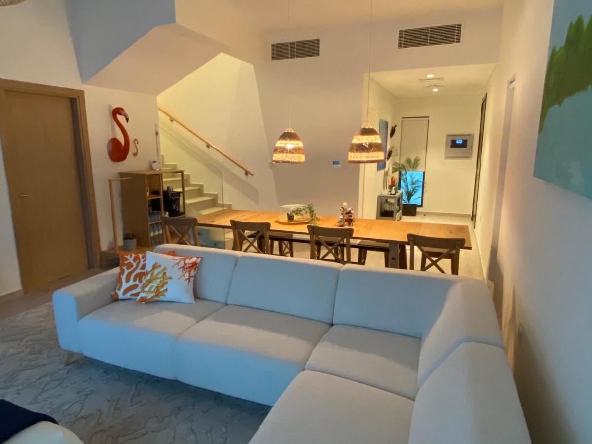 The White Villa Fujairah Luaran gambar